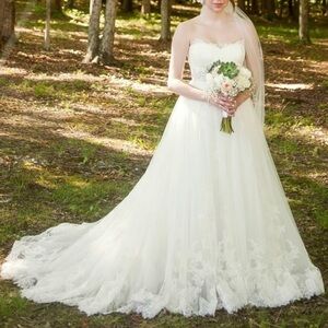 Enzoani Ghislaine Bridal Gown